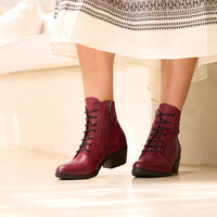 Pesso Social Burgundy